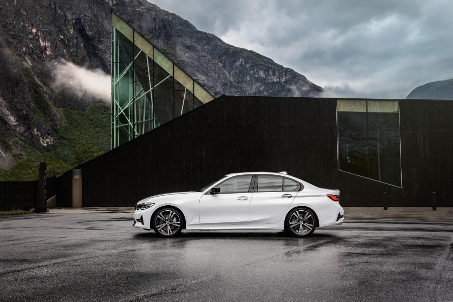  BMW 320d Sport Line (G20) 2019 года  (WW) (фото 20 из 311)